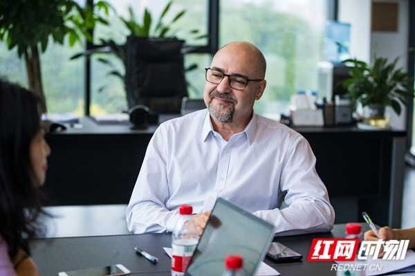 ����һ���������£��������������������޹��硪�������˷Ѷ��ϵ����з�ƶ��